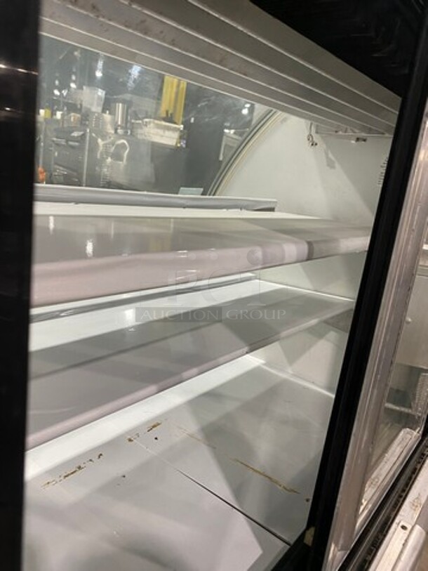 2010 Leader Commercial Refrigerated Bakery Display Case Merchandiser! With Curved Front Glass! With Rear Access Doors! Stainless Steel Body! Model: RHDL48 SN: PT10M1682D 115V 60HZ 1 Phase - Image 5 of 9