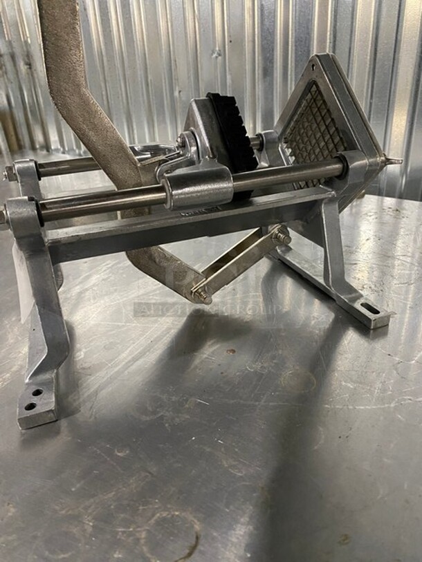 Kettex! Manual French Fry Cutter! - Image 4 of 9