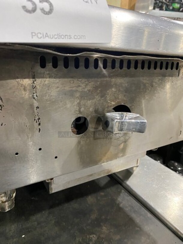 Commercial Countertop Natural Gas Powered Char Broiler Grill! All Stainless Steel! On Small Legs! - Image 6 of 7