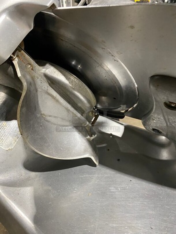 Nice! Berkel Heavy Duty 12 Inch Blade Commercial Countertop Deli/ Meat Slicer! All Stainless Steel!! 115V 1 Phase! Working When Removed! - Image 9 of 9
