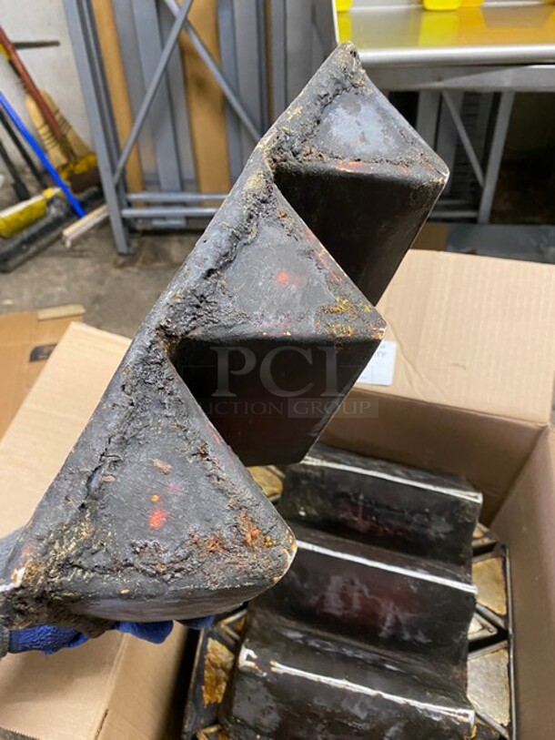 All One Money! All Aluminum Triangle Cake Molds! - Image 2 of 4