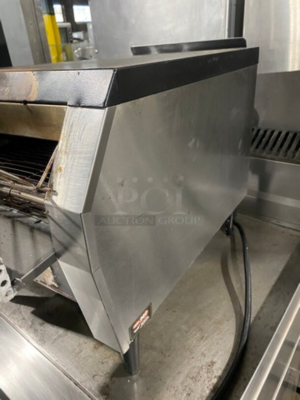 Hatco Commercial Countertop Conveyor Toaster Oven! All Stainless Steel! On Legs! Model: TQ20BA SN: 4978661420! 208V 60HZ 1 Phase! - Image 3 of 8