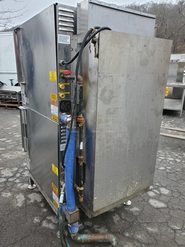 GROEN 2SSB-10GF Smart Steam Boilerless Steamer 100 (Missing one handle)Natural Gas.   - Image 5 of 7