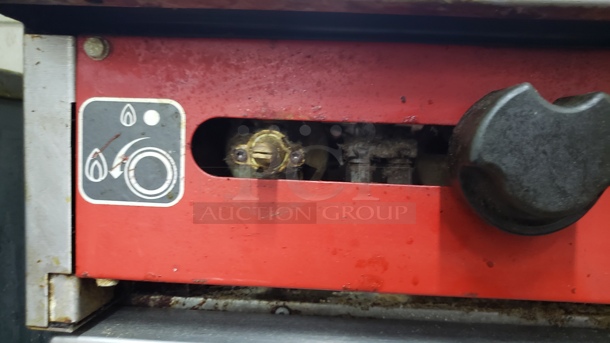 Vulcan Hart 4 Burner Range/ Griddle, Charbroiler & Standard Oven! Natural Gas - Image 3 of 3