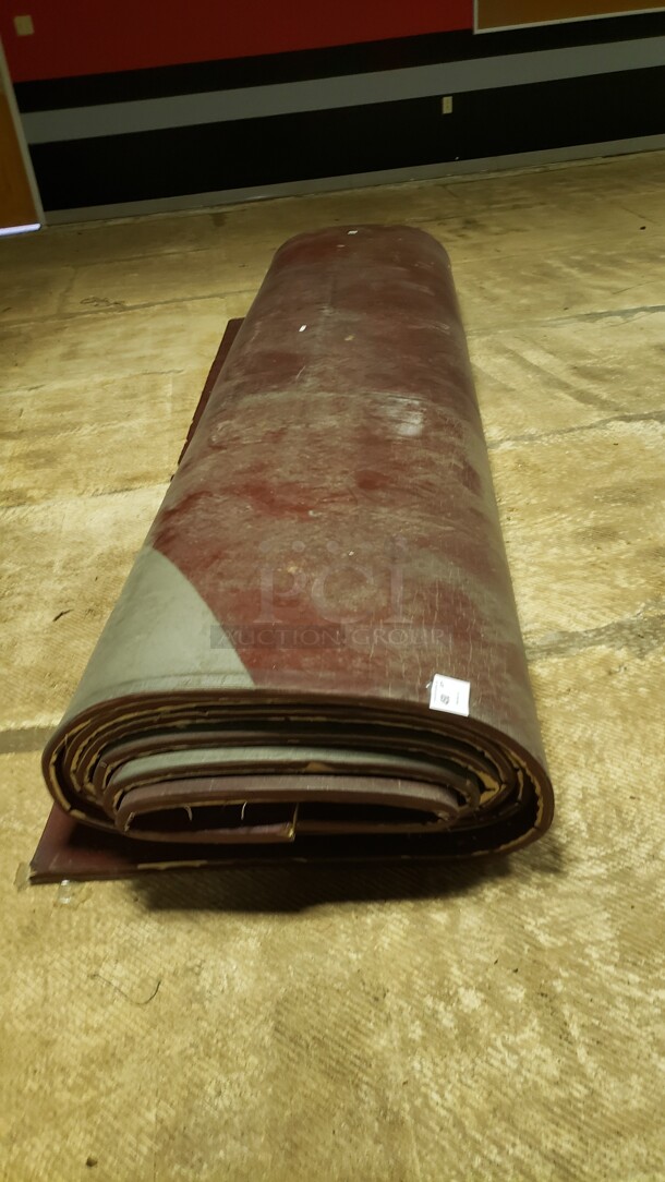 Large Mat from Martial Arts Gym.

Pick up only!

Sold as is

(Location 2)