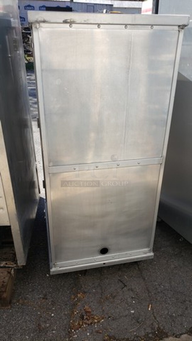 Cres Cor Crescent Mobile Holding Cabinet! - Image 3 of 5