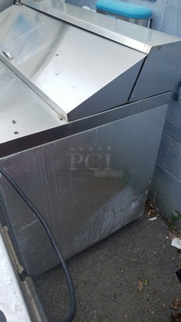 Continental SW48-12 48" Sandwich/Salad Prep Table w/ Refrigerated Base! - Image 6 of 8