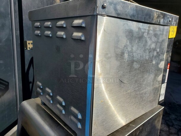 APW Wyott Express AT-EXPRESS Conveyor Toaster - 120V/1 Ph - 1725 Watts  - Image 5 of 6
