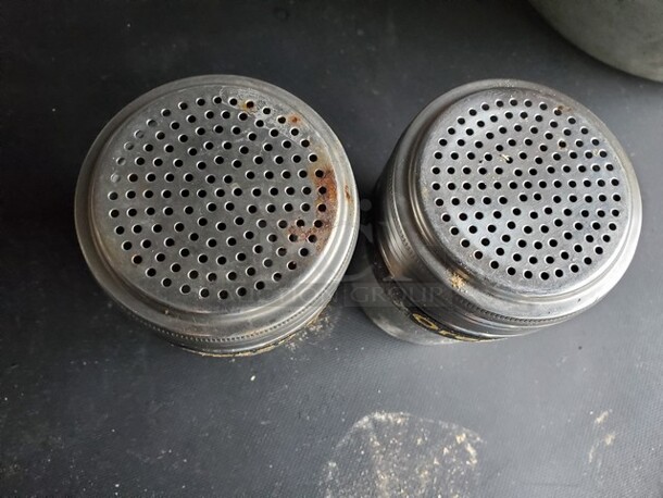 ALL ONE MONEY Lot of 2 Stainless Steel Shaker / Dredge with Handle!
 - Image 2 of 2
