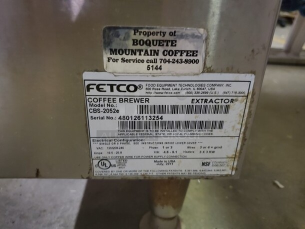 Fetco Extractor Series Twin CBS-2052e Coffee Brewer
 - Image 4 of 5
