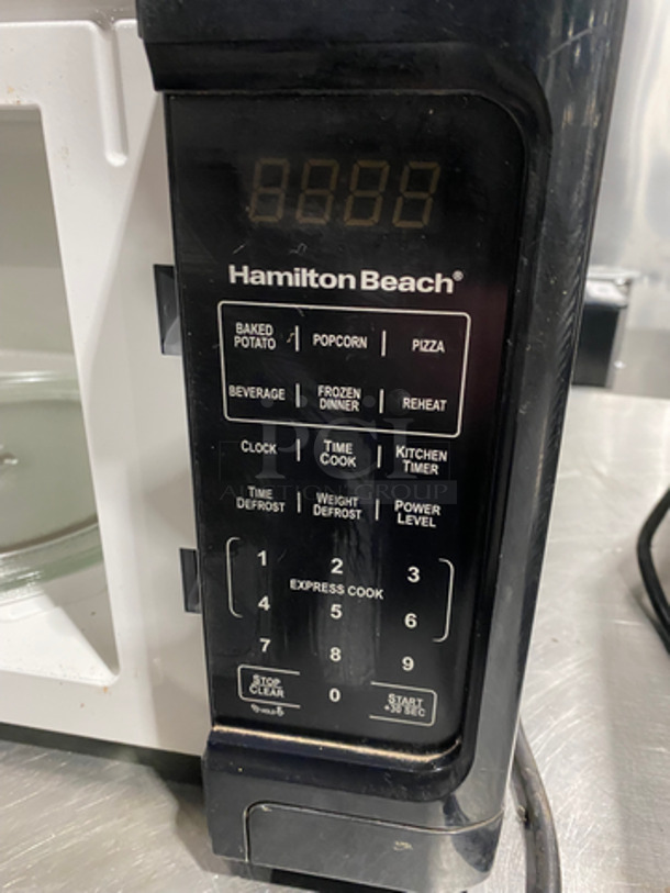 LATE MODEL! 2020 Hamilton Beach Countertop Microwave Oven! Model: P100N30APS3B - Image 7 of 8