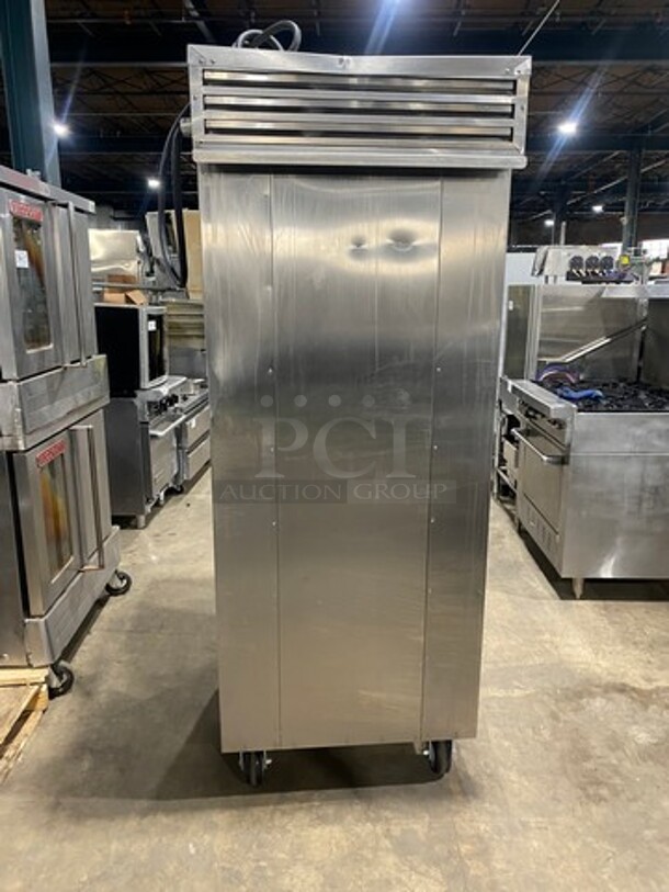 FWE Commercial Electric Powered Rethermalization/ Holding Cabinet! With Solid Split Doors! All Stainless! On Casters! Model: RH18HO SN: 133676602 208V 60HZ 1 Phase - Image 3 of 9