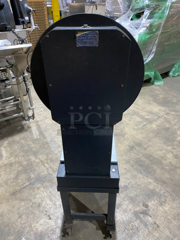 Detecto Commercial Scale! Max Capacity 300Lbs! On Casters! Model: 1106DK SN: 9605174 - Image 3 of 8