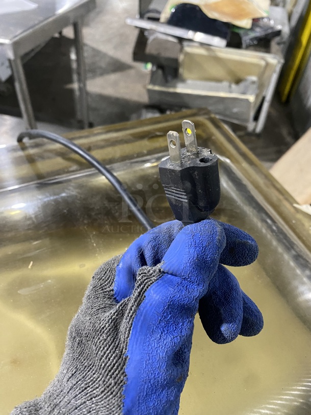 MacMaster VP540 Stainless Steel Commercial Floor Style Vacuum Sealer on Commercial Casters. 110 Volts, 1 Phase. Eletric Powered! - Image 5 of 9