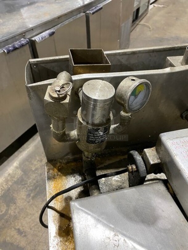 LATE MODEL! 2017 Commercial LP Powered Pressure Fryer! All Stainless Steel! On Casters! Model: YXY25D - Image 11 of 12