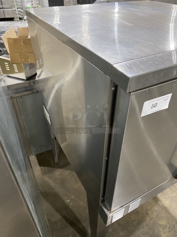 Nice! SUNFIRE Commercial Natural Gas Powered Stainless Steel Powered Convection Oven On Legs! W/ Metal Racks! Model SCOGS10!  - Image 4 of 9