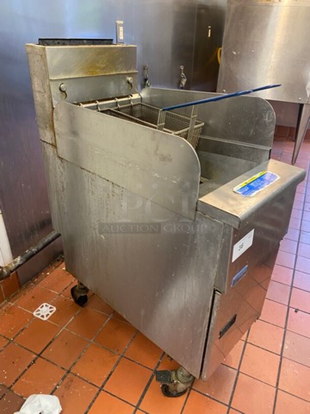 Pitco Commercial Natural Gas Powered Deep Fat Fryer! With Back And Side Splashes! With 2 Metal Frying Baskets! All Stainless Steel! On Casters! WORKING WHEN REMOVED! Model: SG14 SN: G17JB060174 - Image 2 of 9
