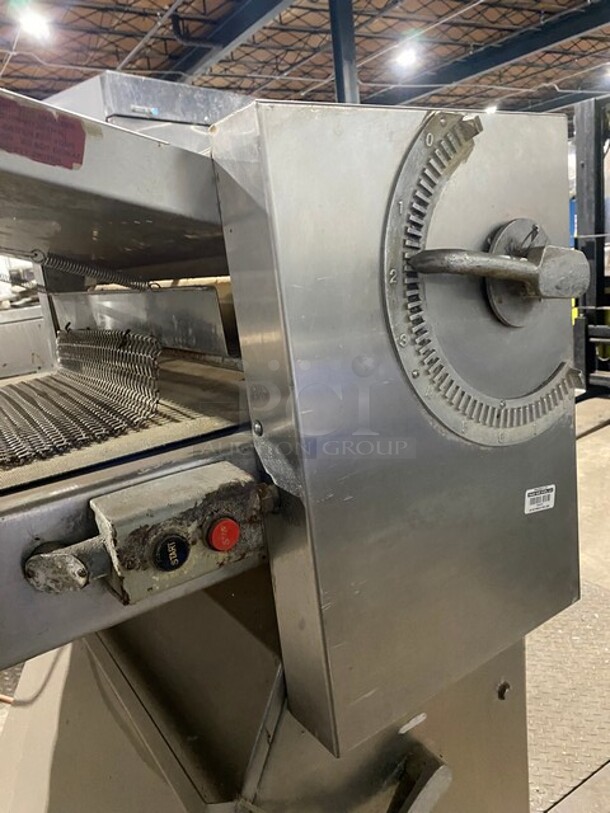 Lucks Floor Style Commercial Dough Sheeter/Molder! On Casters! Working When Removed! Model: LSM24 SN: 1021070 115V 60HZ 1 Phase - Image 7 of 10