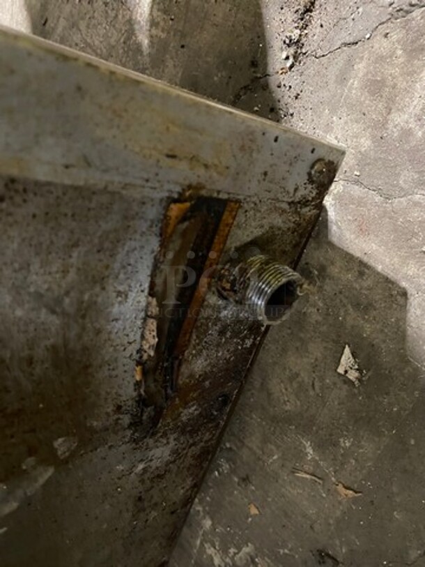 Commercial Countertop Natural Gas Powered Char Broiler Grill! With Back And Side Splashes! All Stainless Steel! - Image 8 of 8