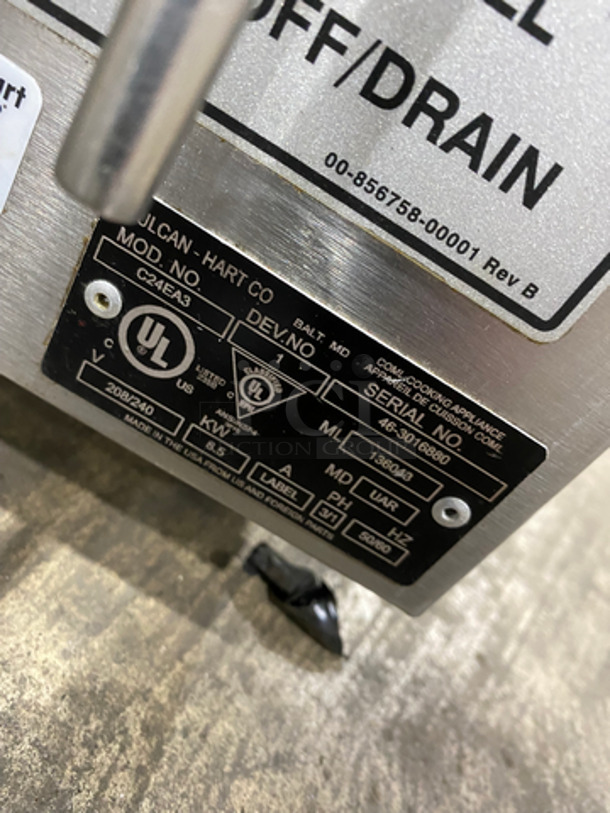 WOW! Vulcan Commercial Electric Powered Single Compartment Steam Cabinet! All Stainless Steel! Model: C24EA3 SN: 463016880 208/240V 3/1 Phase - Image 7 of 8