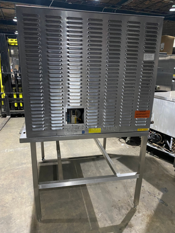 SWEET! Groen Natual Gas Powered Combi Convection Oven! With Metal Oven Racks! With Steam Line! Steam/Cook/Hold! All Stainless Steel! On Legs! Model: CC20G SN: GC7037MS 115V 60HZ - Image 2 of 8