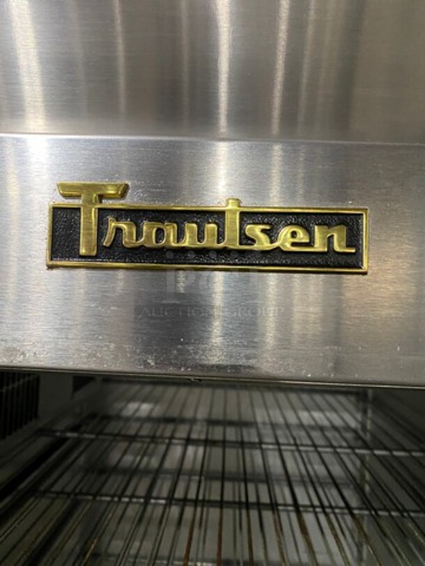 Traulsen Commercial Heated Holding Cabinet/ Food Warmer! With View Through Door! Metal Racks! All Stainless Steel! On Casters! WORKING WHEN REMOVED! Model: AW132NX0001 SN: T45116H10 115/208V 1 Phase - Image 6 of 11