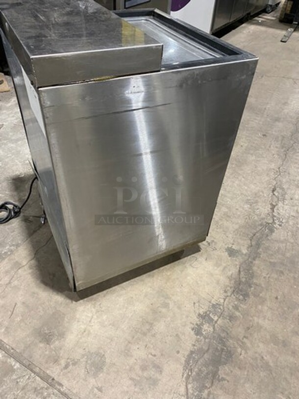 Perlick Commercial Beer Bottle Cooler! With Sliding Top Door! All Stainless Steel! Model: FR24SS 115V 1 Phase - Image 4 of 7