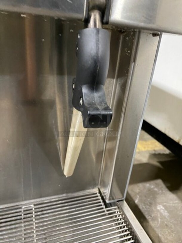 GREAT! Thermo Plan Commercial Countertop Espresso Machine! With Coffee Bean Grinder! All Stainless Steel! Mastrena Edition! - Image 9 of 10