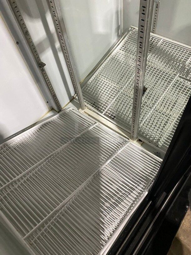 Nice! Imbera 2 Sliding Glass Door Reach In Cooler Merchandiser! Model VRD37 Serial 083140500307! 115V 1Phase! - Image 5 of 7
