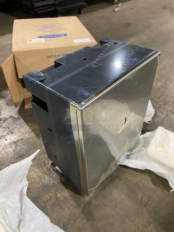 IN THE BOX! Bobrick Automatic Universal Roll Paper Towel Dispenser! Model 3974-250! - Image 5 of 5