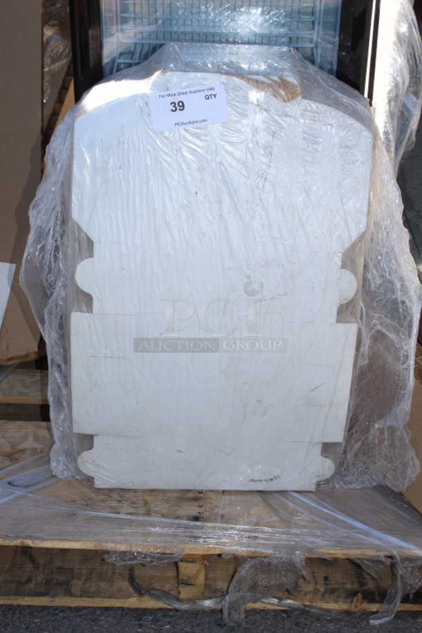BRAND NEW!! Quality Carton & Converting 6803 CPC 8 x 8 x 4 in. Claycoat Bakery Box Lock Corner- Case of 250  - Image 2 of 2
