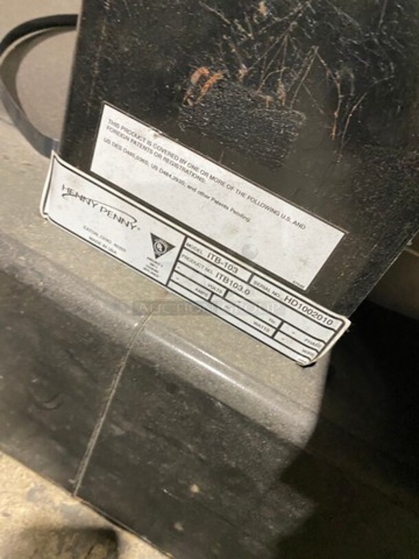 Henny Penny Commercial Buffet Style Heated Food Serving Station! With Sneeze Guard! Model: HMI103 SN: JE1001023 120/208V 60HZ 1 Phase - Image 6 of 7