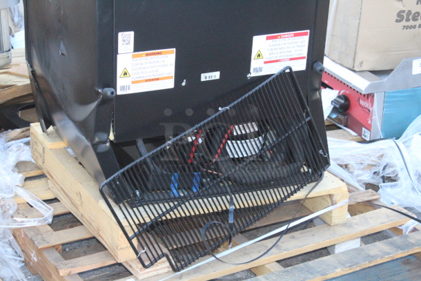 BRAND NEW SCRATCH & DENT! True GDM-10-HC~TSL01 24 7/8" Black Refrigerated Glass Door Merchandiser with LED Lighting. Missing power Cord. Frame is dented. S/N:10806298 - Image 4 of 7