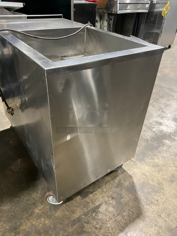 Commercial Single Bay Steam Table! With Right Side Work Top! With Storage Space Underneath! Solid Stainless Steel! On Casters! - Image 4 of 8