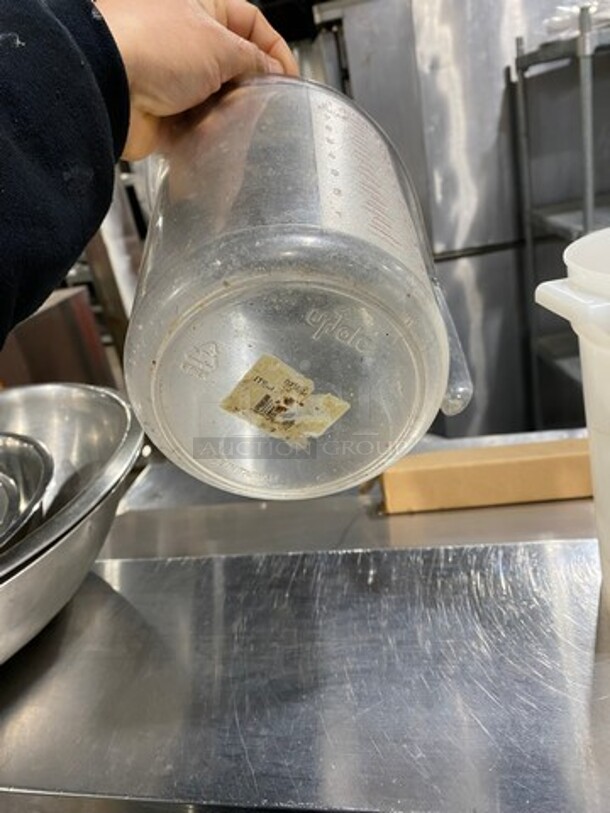 Assorted Size And Style Food Containers! 3x Your Bid! - Image 7 of 9