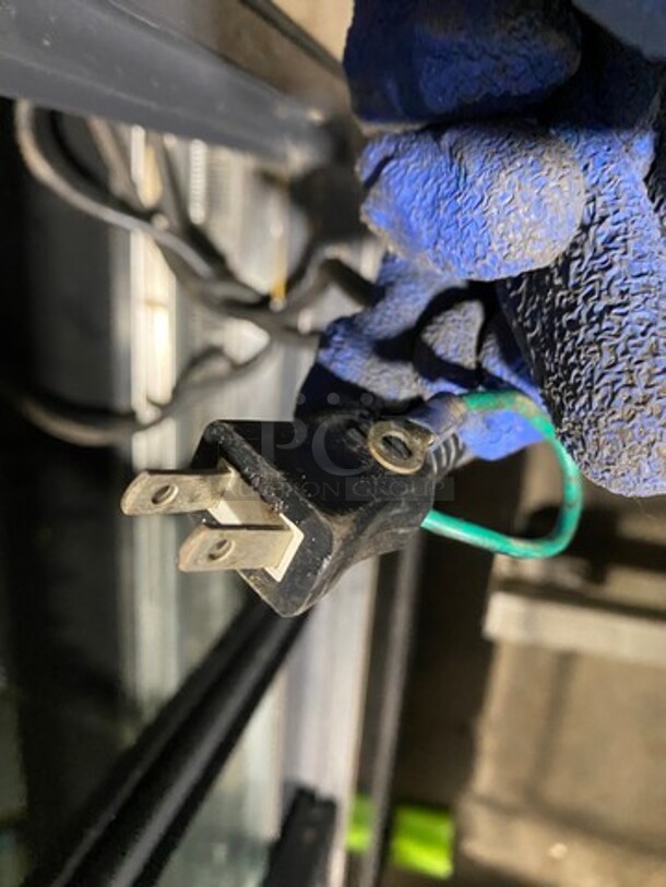 FAB! Kinco Refrigerated Bakery Display Show Case Merchandiser! With Front Curved Glass! With Marble Top & Bottom! With 2 Sliding Rear Access Doors! Model: 3 110V 60HZ 1 Phase - Image 9 of 9