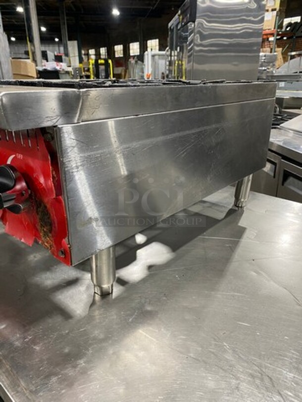 Avantco Commercial Countertop Natural Gas Powered 4 Burner Range! With Back And Side Splashes! All Stainless Steel! On Small Legs! - Image 2 of 7