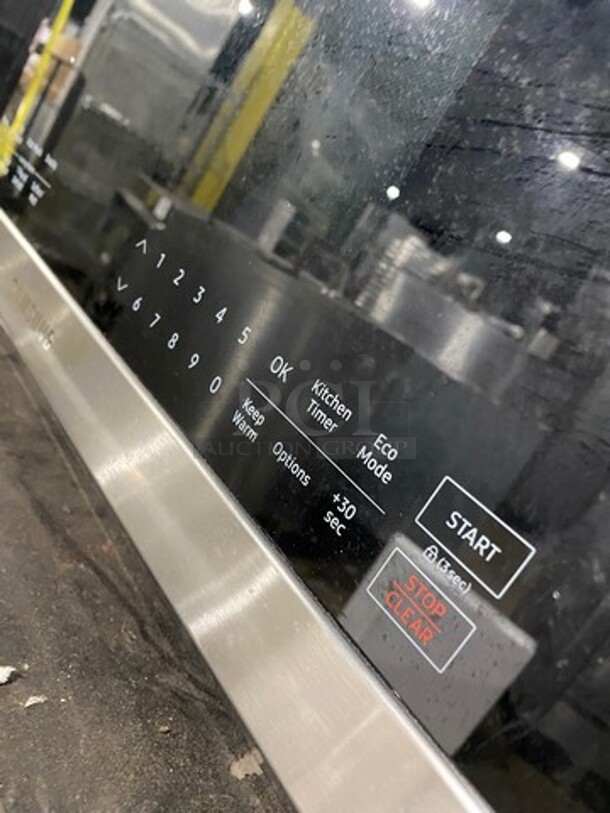 LATE MODEL! 2020 Samsung Countertop Microwave Oven! Model: ME21M706BAS SN: 0B8D7WONC02647J 120V - Image 7 of 10