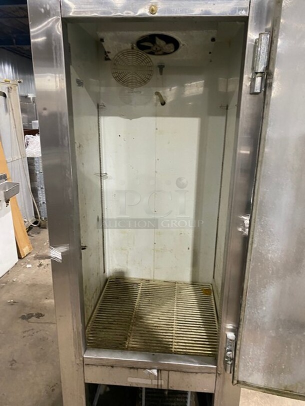 Leader Commercial Single Door Reach In Refrigerator! All Stainless Steel! Model LR30SC Serial PT09M0582! 115V 1Phase! - Image 5 of 7