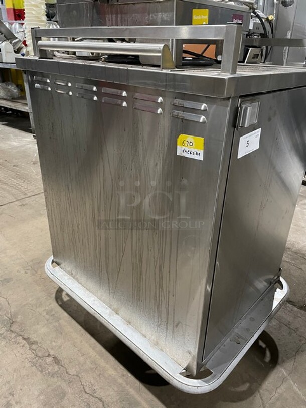 Carter-Hoffmann Commercial Single Door Meal/Tray Transport Cart! With Built In Pan Racks! All Stainless Steel! On Casters! Model: TE1S12 SN: 462731-052012! - Image 2 of 6