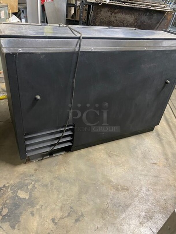 True Commercial Under The Counter Beer Bottle Cooler! With 2 Stainless Steel Sliding Top Doors! Model: TD5018 SN: 1265577 115V 60HZ 1 Phase - Image 3 of 9