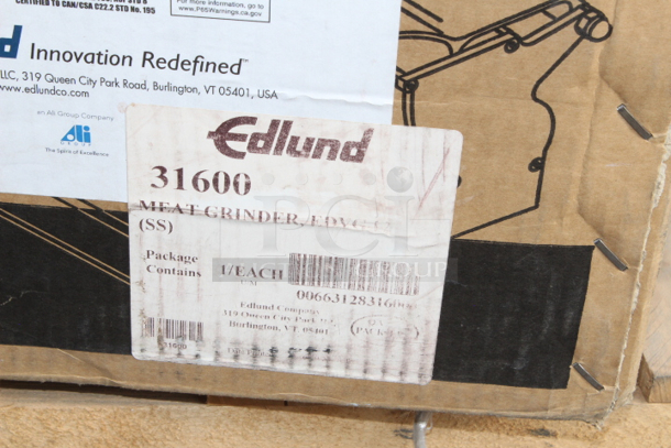 BRAND NEW SCRATCH & DENT! Edlund Edvantage EDVG-12SS #12 Electric Meat Grinder With Stainless Steel Components - 120V; 1/2 hp. Power cord is damaged.  - Image 4 of 4