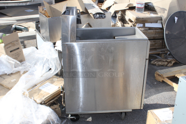 Imperial Range IFS-50NG Natural Gas 50 lb. Tube Fired Fryer - 140,000 BTU. Unit appears to have been used. S/N: 05215924 - Image 3 of 7