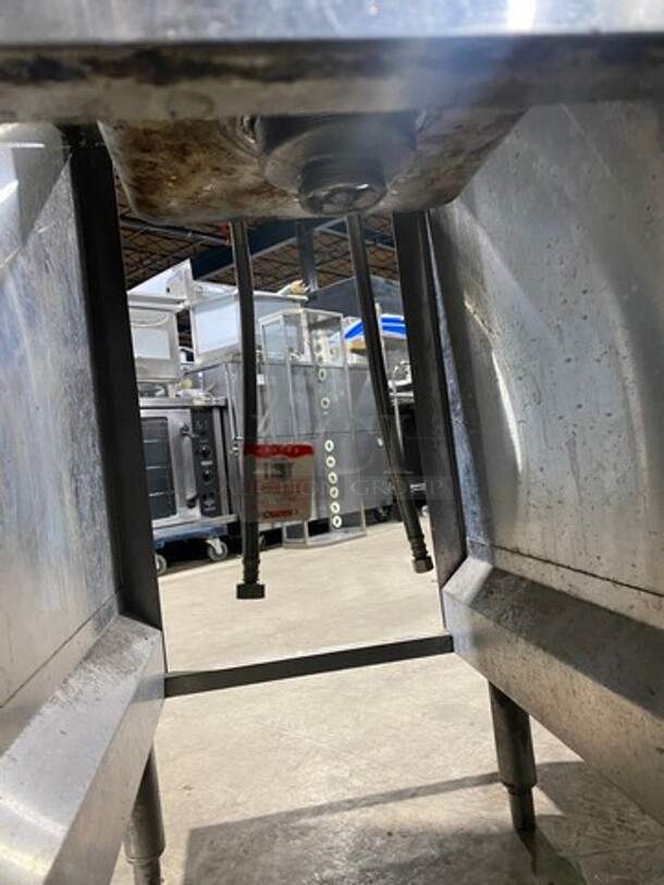 Stainless Steel Sink Single Compartment  Sink! With Back And Side Splashes! - Image 6 of 7