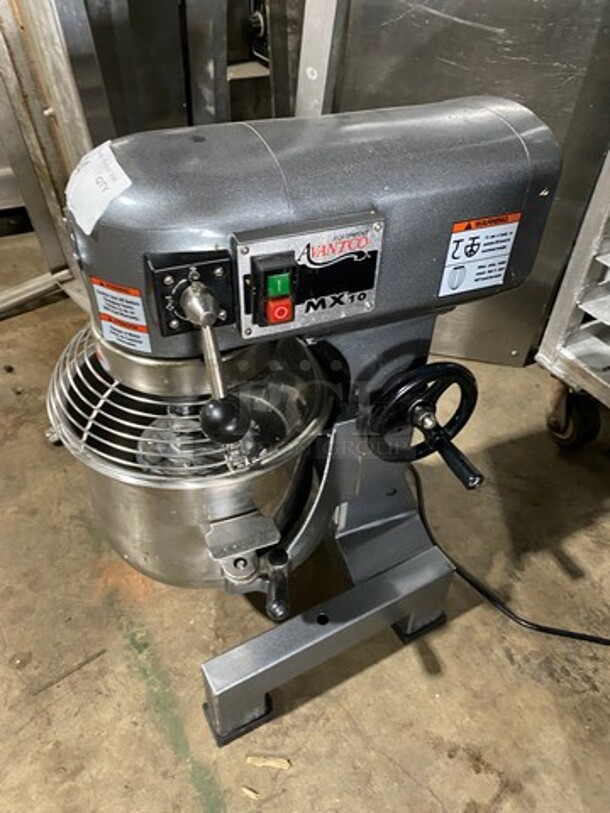 Avantco Commercial Countertop 10QT Planetary Mixer! With Bowl And Bowl Guard! With Whisk Attachment! Model: MX10 SN: 04141321MX10 120V - Image 2 of 9