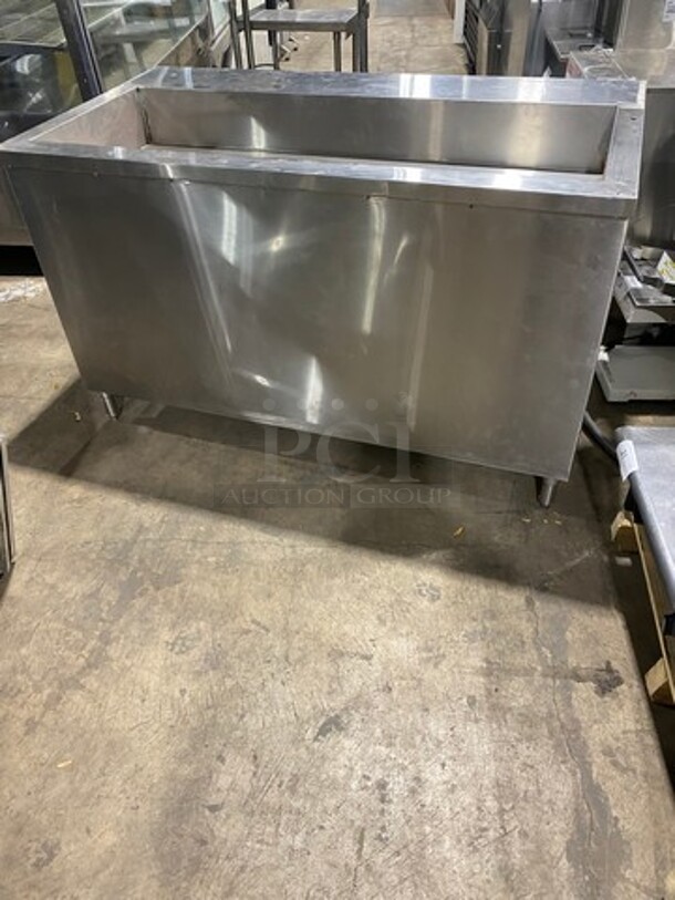 L & T Commercial Electric Powered Steam Table! With Storage Space Underneath! All Stainless Steel! On Legs! Model: SLT4E SN: SLT2203002 208V 1 Phase - Image 3 of 10
