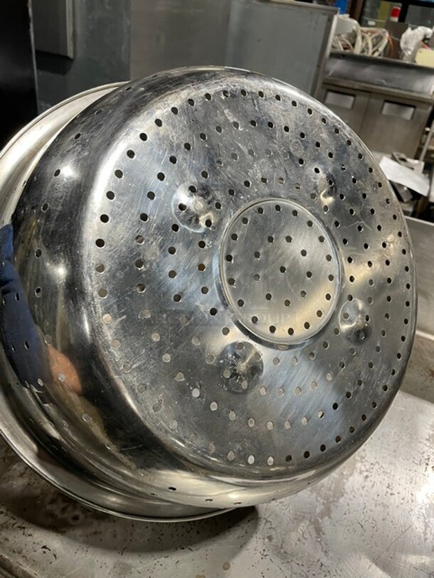 Commercial Stainless Steel Food Strainer!  - Image 3 of 3