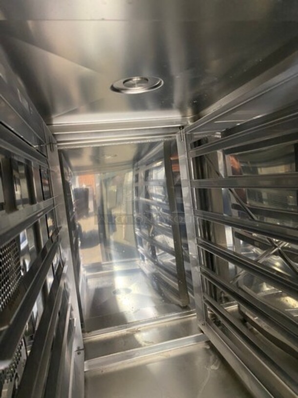 BKI By Giorik Commercial Electric Powered Combi Convection Oven! With View Through Door! With Built In Pan Rack! With Digital Touch Controls! All Stainless Steel! On Legs! Model: COMBI1.06 SN: 102005A000001 208V 60HZ 3 Phase - Image 12 of 12
