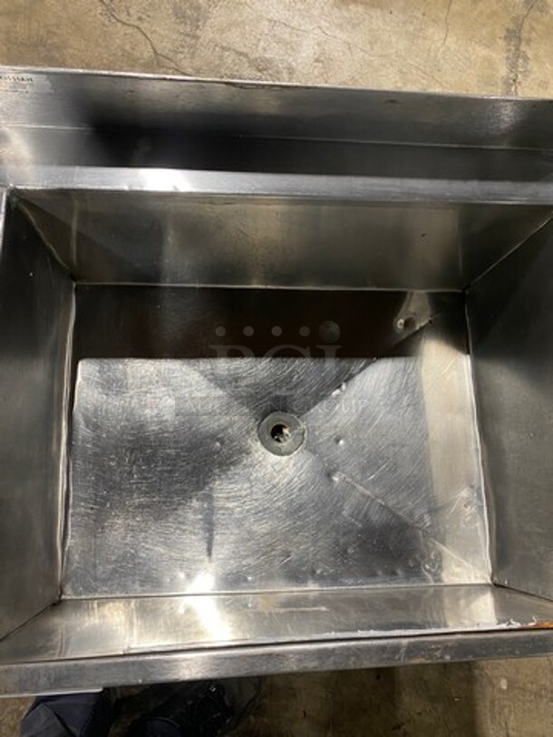 All Stainless Steel Ice Bin! On Legs! - Image 5 of 7