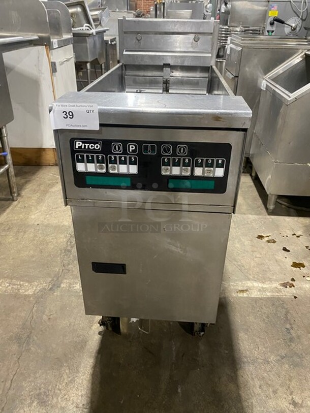 Pitco Soltice Series Electric Powered Deep Fat Fryer! w/ Digital Control -Electric Powered! 208V! 3phase! MN:SFSE14-8
SN EO8FE022897! On casters!  - Image 1 of 9